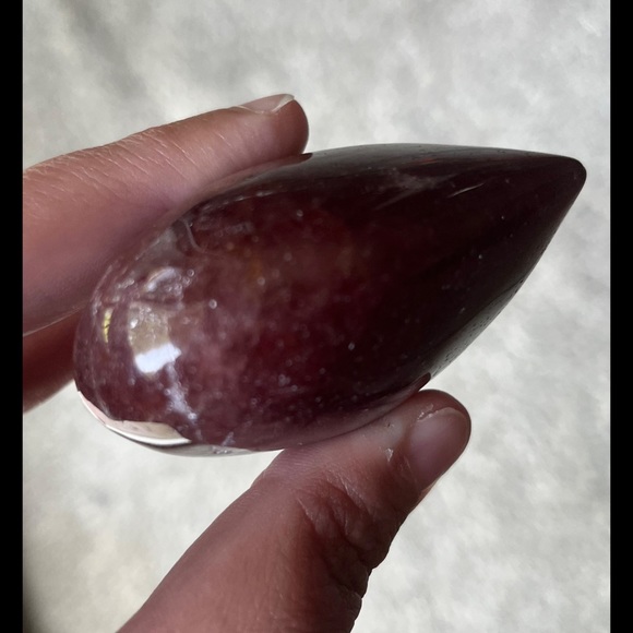 Tanzberry Quartz Polished Heart Carving - Picture 4 of 15